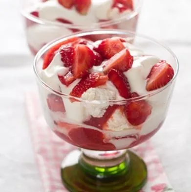 Strawberries and Cream 15 ml.- Perfumers Apprentice